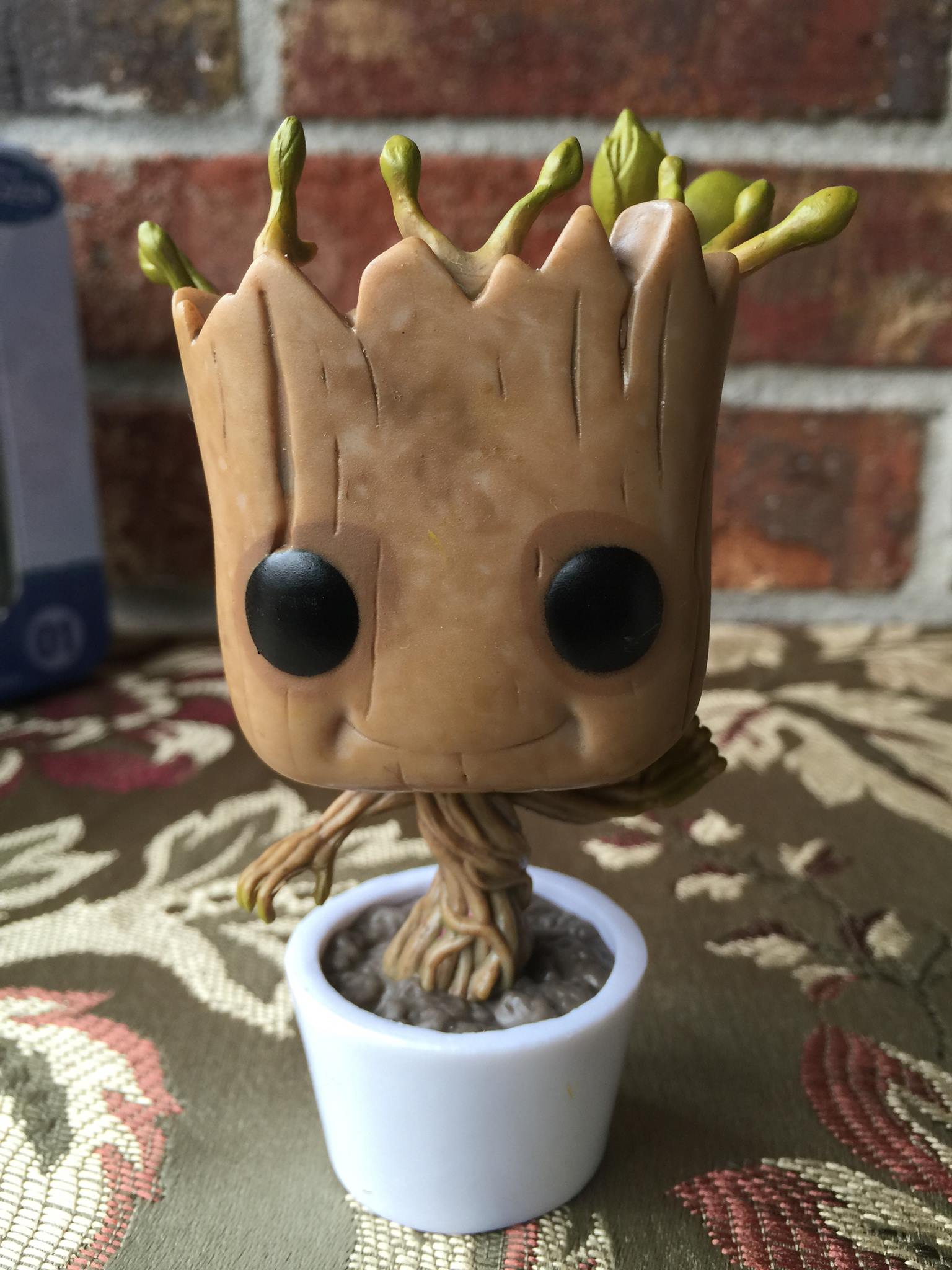 Frozen Pocket Pop Tin and Dancing Groot Giveaway - POPVINYLS.COM